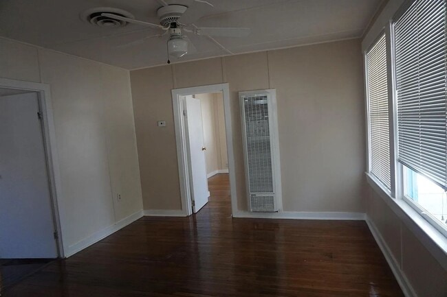 Photo - Pre- Leasing ! Unit 1