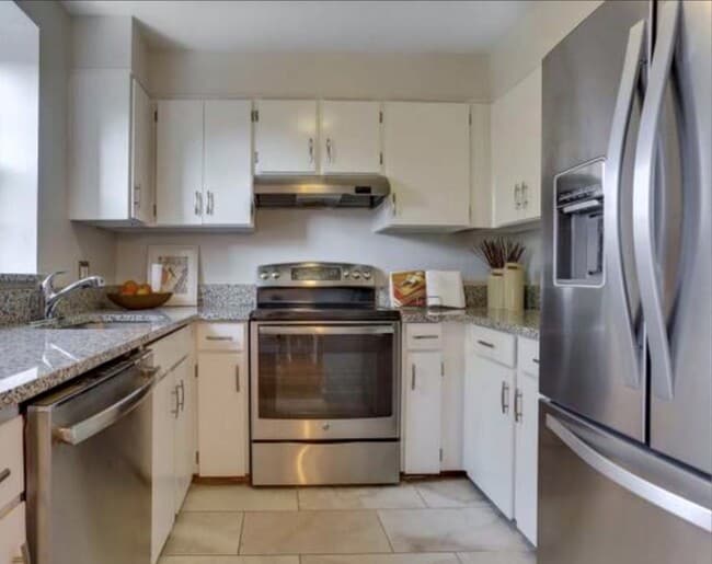 4811 30th St S Unidad Fully Furnished Arlington 2 month Sublet