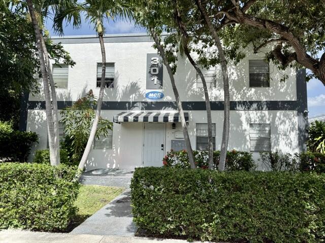 Building Photo - 301 S M St Unit 1