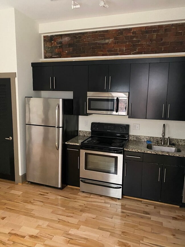 Photo - 217 E Grace St Unit Apt #C