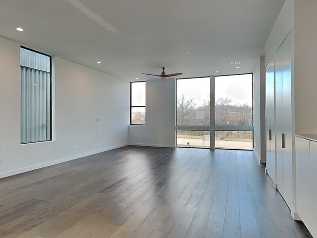 Photo - 109 Forest Star Dr