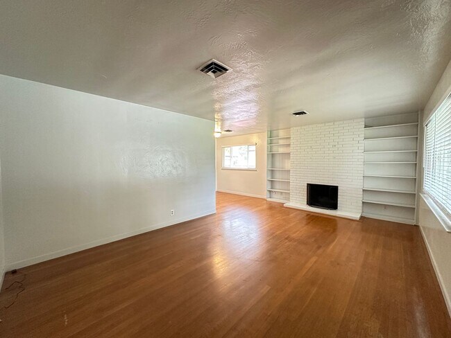 Photo - Great Location near McKinley Park!