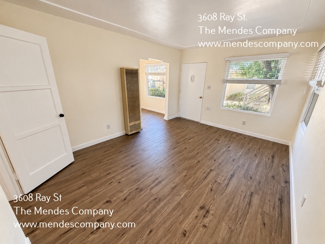 3608 Ray St