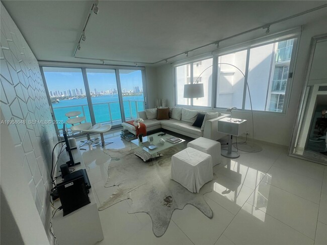 Photo - 1000 West Ave Unit 1111