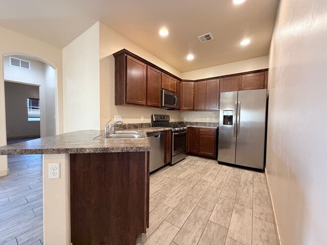 Photo - 2BR/2BA/2GA, 1409 sq.ft. rental in Sierra Vista, AZ