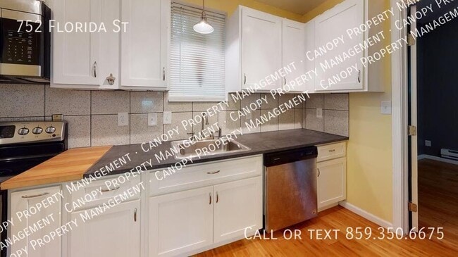 Photo - 752 Florida St