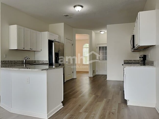 Photo - 7138 Arcastle Loop E
