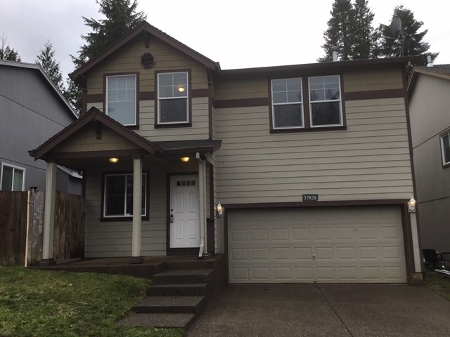 Building Photo - 37828 Hamilton Ridge Dr