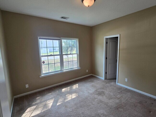 Photo - 1256 Peacock Trail