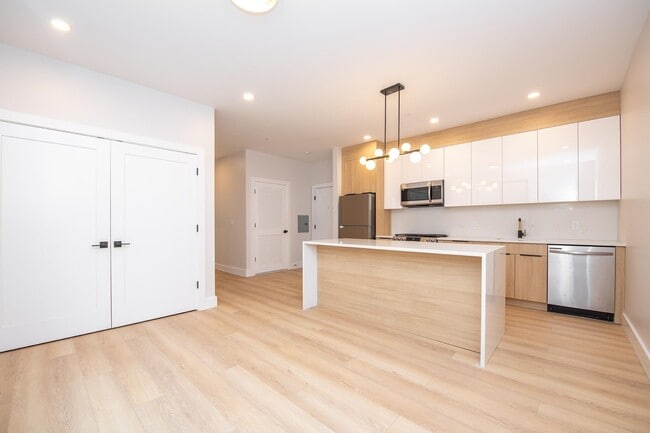 Photo - 6710 Park Ave Unit 202