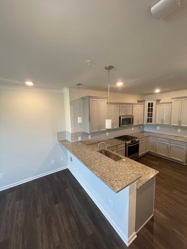 Photo - 4914 Macdonough Pl