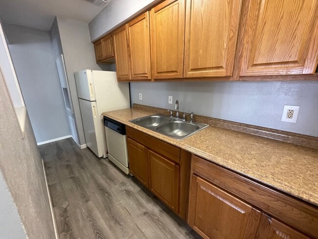 Photo - SUBLEASE AVAILABLE FOR IMMEDIATE MOVE IN - 2 Bedroom 2 Bathroom Condo