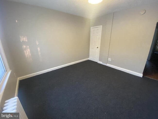 Building Photo - 1723 H St NE Unit 1