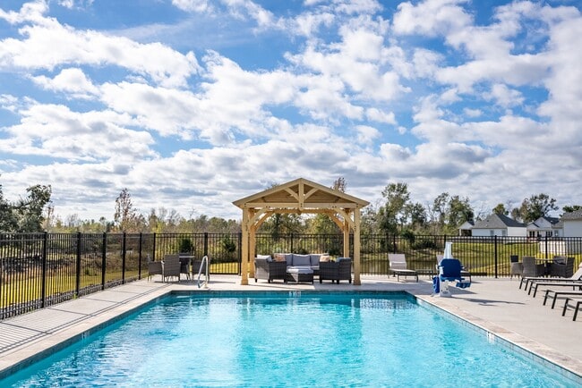 Country Club Cottages