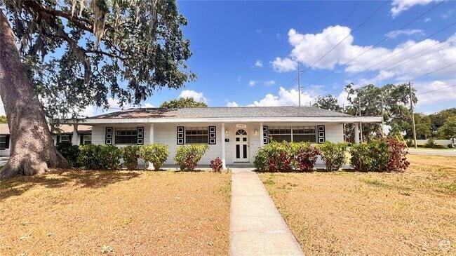 Building Photo - 4709 Redfern Dr Rental