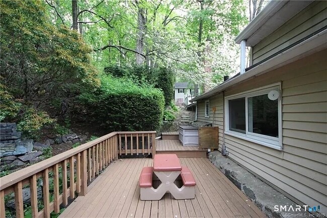 Photo - 1286 Long Ridge Rd