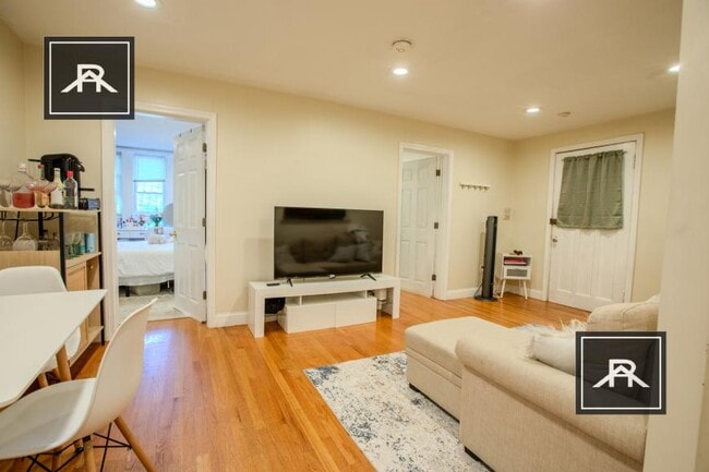 Photo - 4 bedroom in Brookline MA 02446 Unit 1 COPY