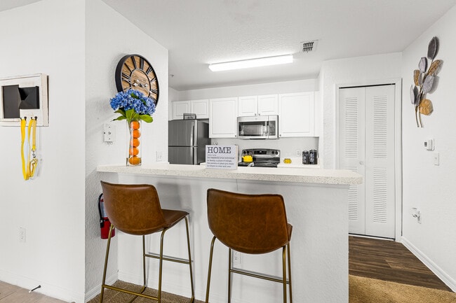Crepe Myrtle - 1 Bed/1 Bath - 768 Sq Ft