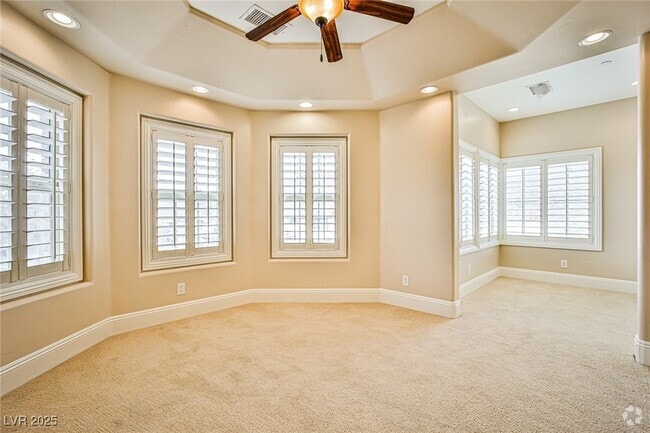 Building Photo - 768 Tozzetti Ln Rental