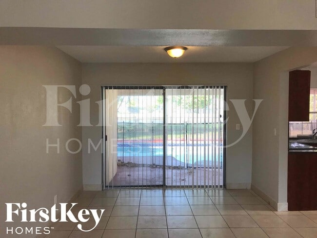 Photo - 3427 NW 37th St