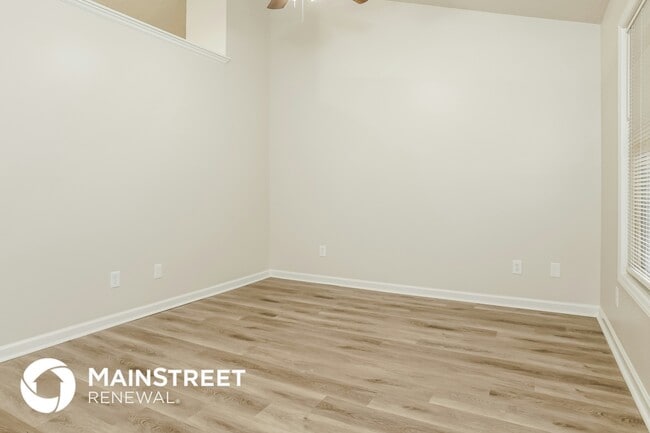 Photo - 4680 Murray Rd