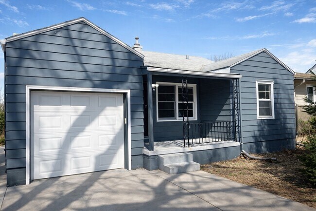 Photo - 5140 Evans St