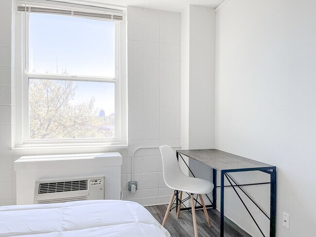 Photo - 2515 Burnet Ave Unit ID1036794P