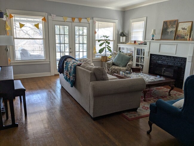 Photo - 125 E Norwood Ct