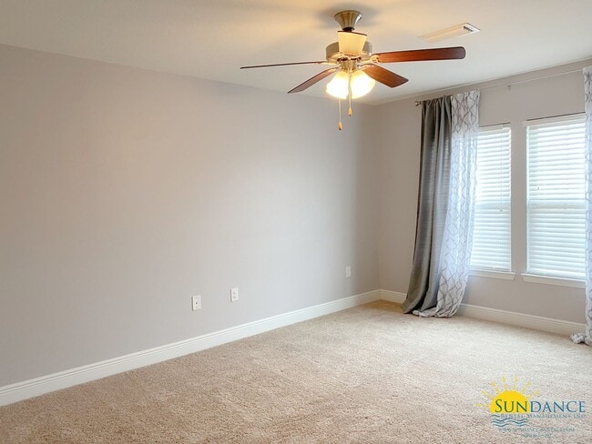 Photo - Magnificent 3 Bedroom Townhouse in Navarre!