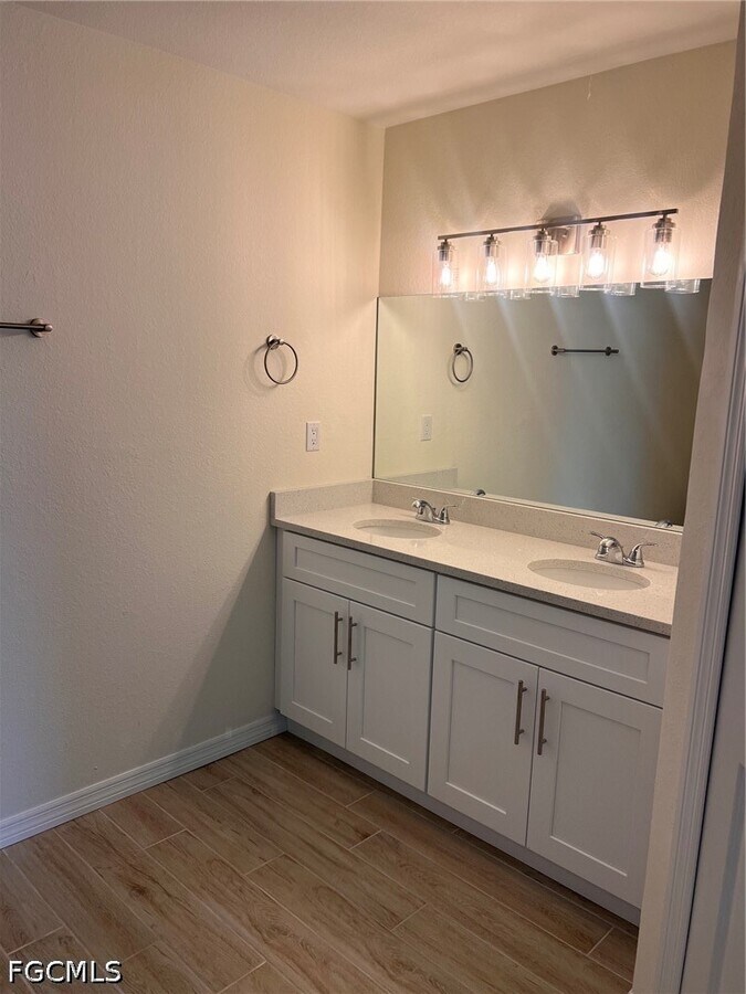 Photo - 3512 NE 17th Pl
