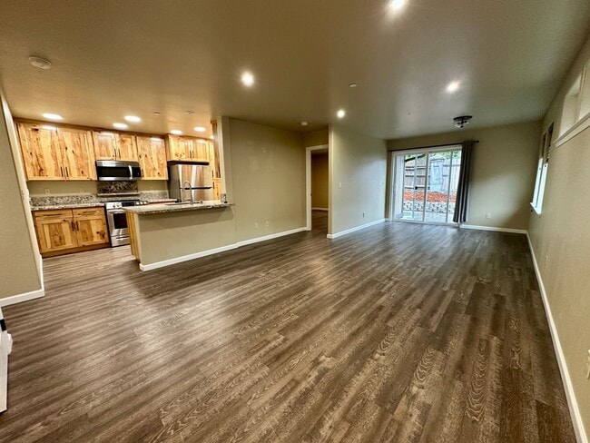 Photo - 259 Hodgson St Unit 259 Hodgson St  B