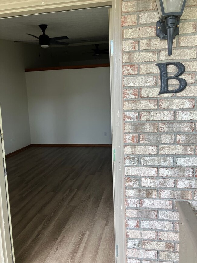 Photo - Updated Ranch with 2 Bedrooms, 1 Bath, and 1-Car Attached Garage in Troy, Ohio - Your Perfect Hom... Unit 1565-C Wayne St