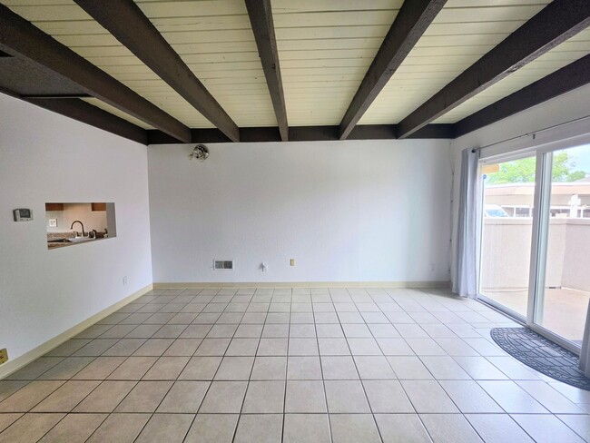 3110 Van Teylingen Dr