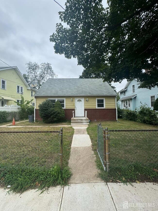 Building Photo - 104 Parkway Ave Rental