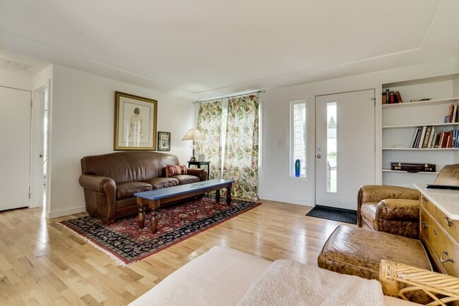 Photo - 5005 NE Mason Ct