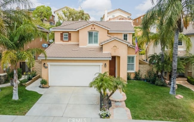 Building Photo - Nestled in the Natural Beauty of Plum Canyon, This Beautiful Home Offers the Perfect Blend of Tra...
