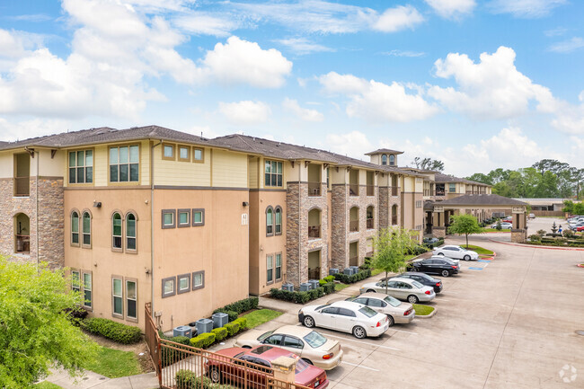 Building Photo - The Crossing Apartments