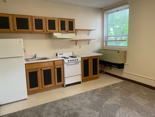 Photo - 1233 Marshall / 1222-36 Cass