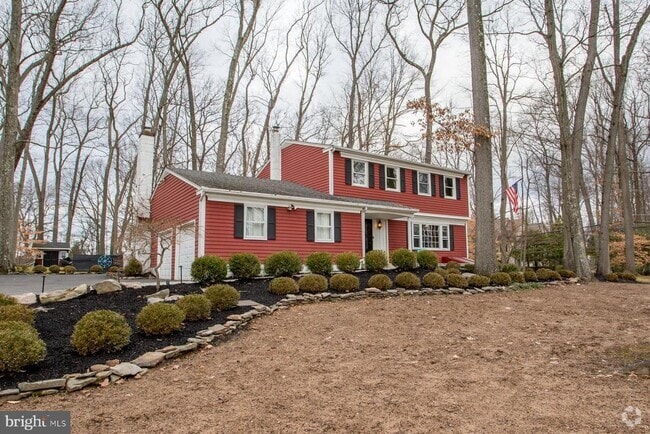 Building Photo - 6193 Honey Hollow Rd Rental