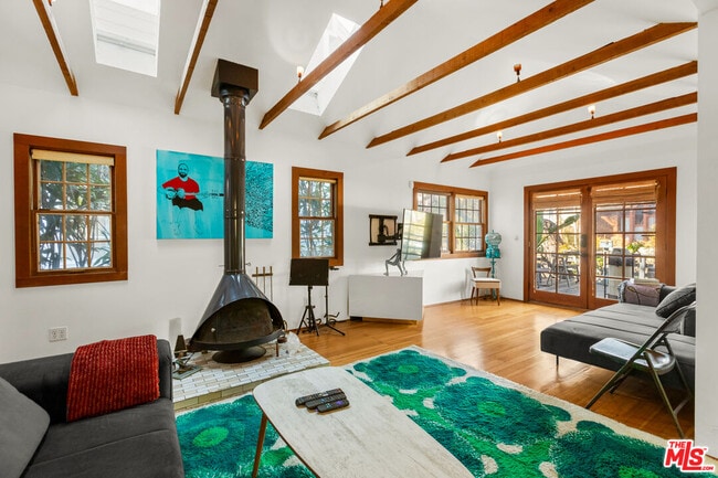 Photo - 416 Sherman Canal