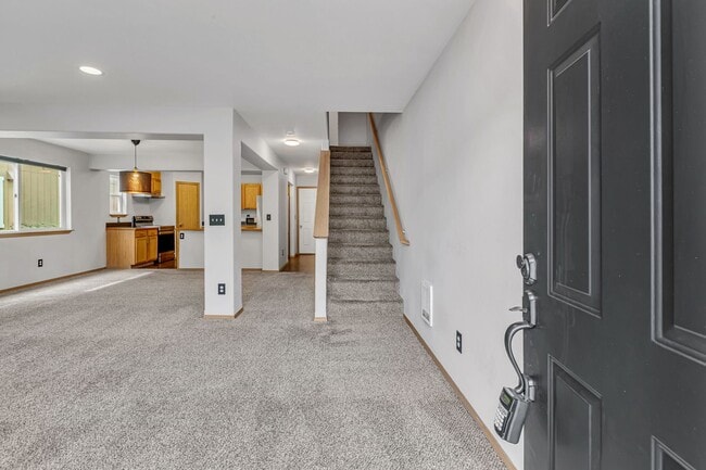 Photo - 4544 S Warner St
