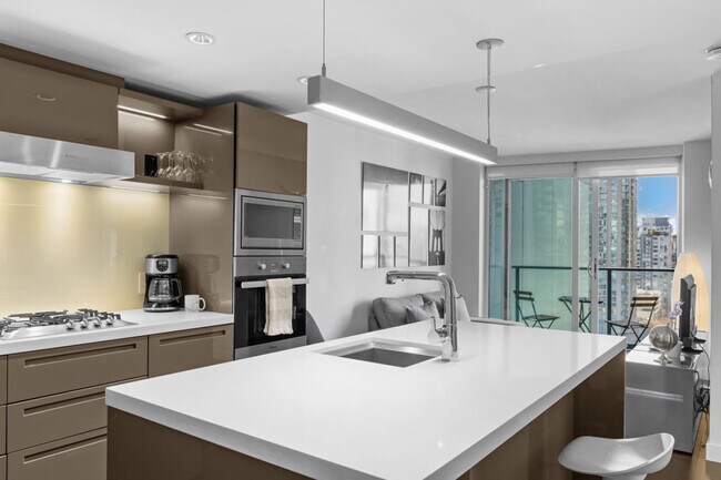 Photo - 777 Richards St Unit SI ID1511807P