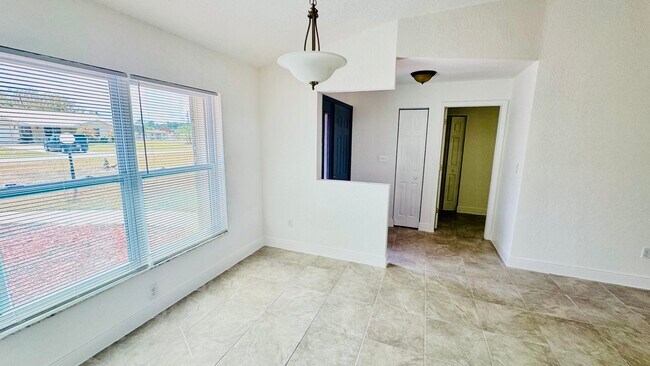 Photo - 225 Rail Ave