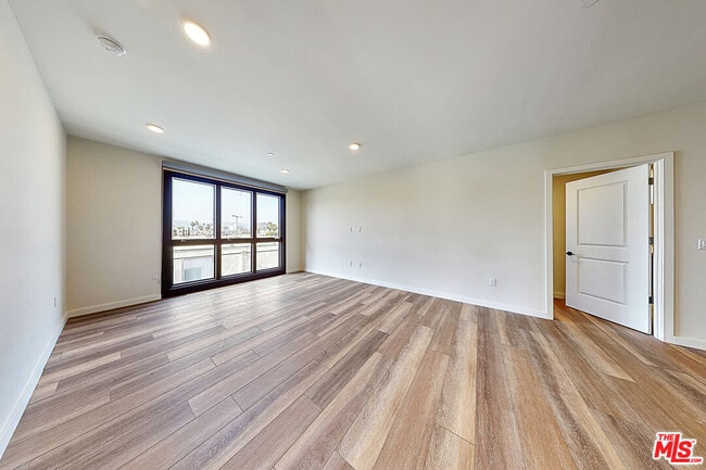 Photo - 1070 S Bedford St Unit 205