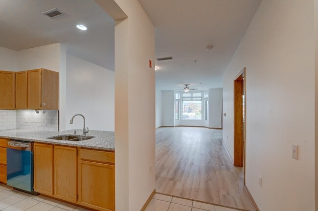 Photo - 301 Harbour Town Dr Unit 208