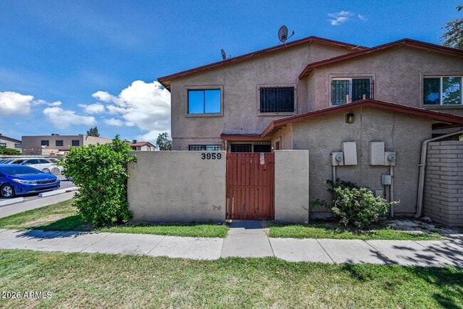 Photo - 3959 W Palomino Rd