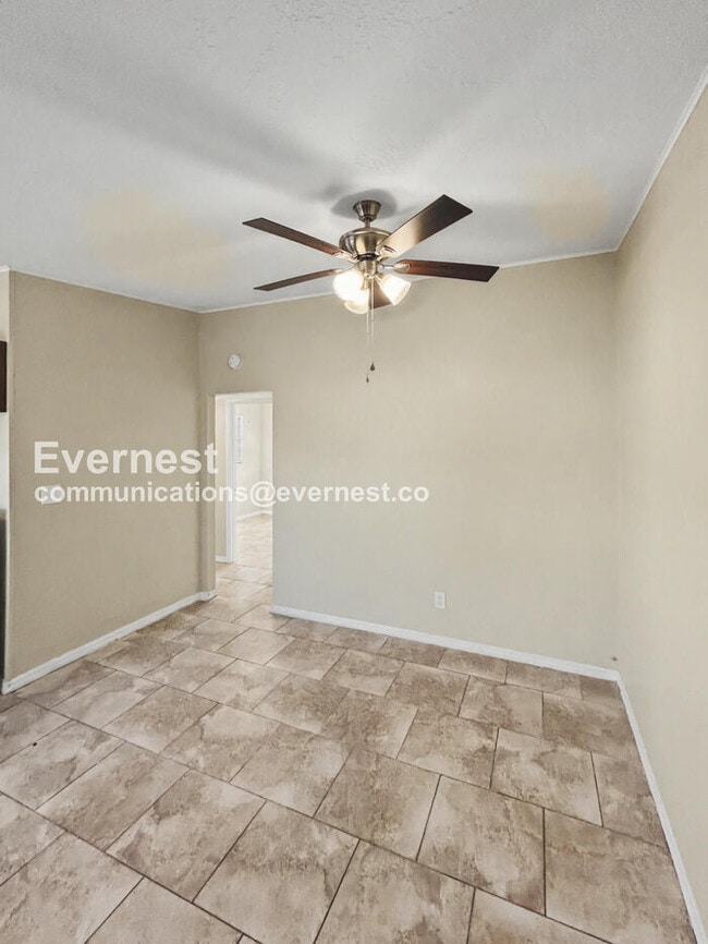 Photo - 2925 N 46th St Unit A