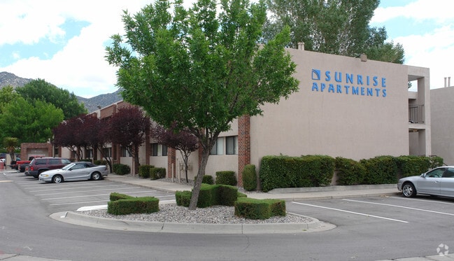 Sunrise Apartments - Sunrise Apartments