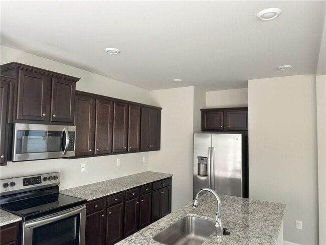 Photo - 4950 Hillstone Dr