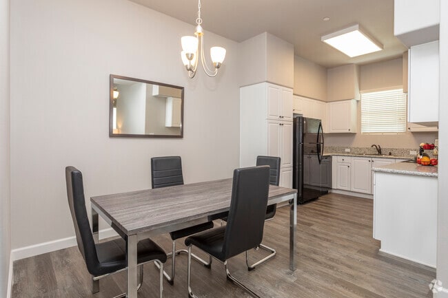 2 Bedroom - Dining Area